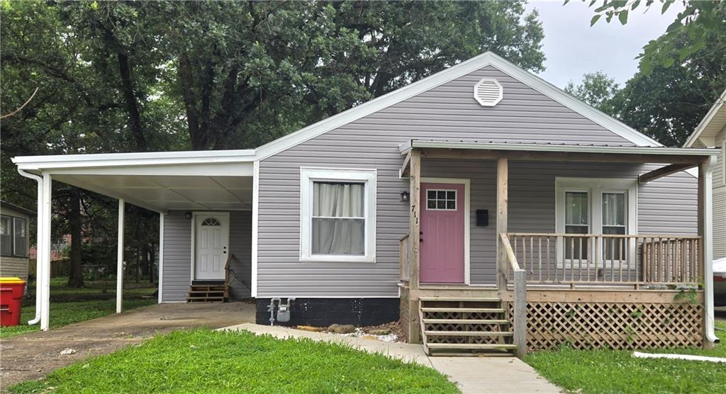 Listing Photo MLS #HMS2627493