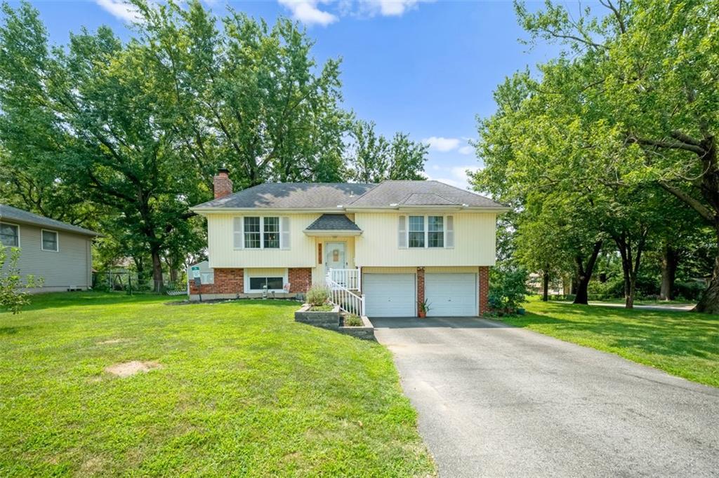 Listing Photo MLS #HMS2627562