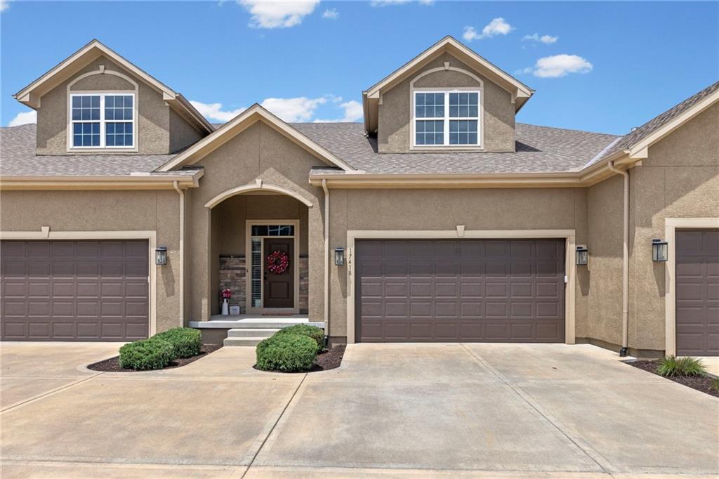 Listing Photo MLS #HMS2627580