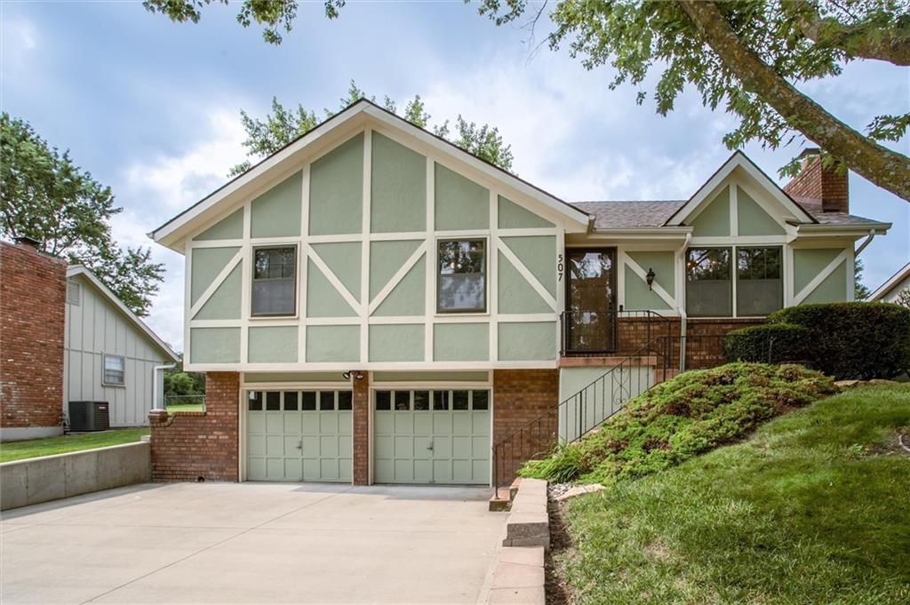 Listing Photo MLS #HMS2627640