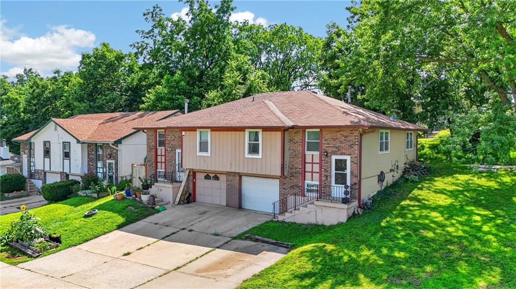 Listing Photo MLS #HMS2627659