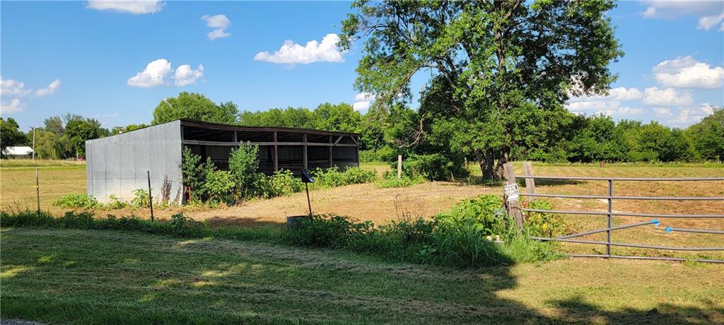 Listing Photo MLS #HMS2627699