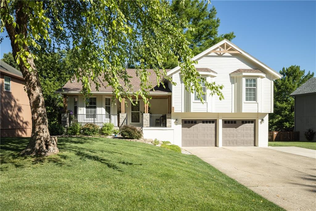 Listing Photo MLS #HMS2627709