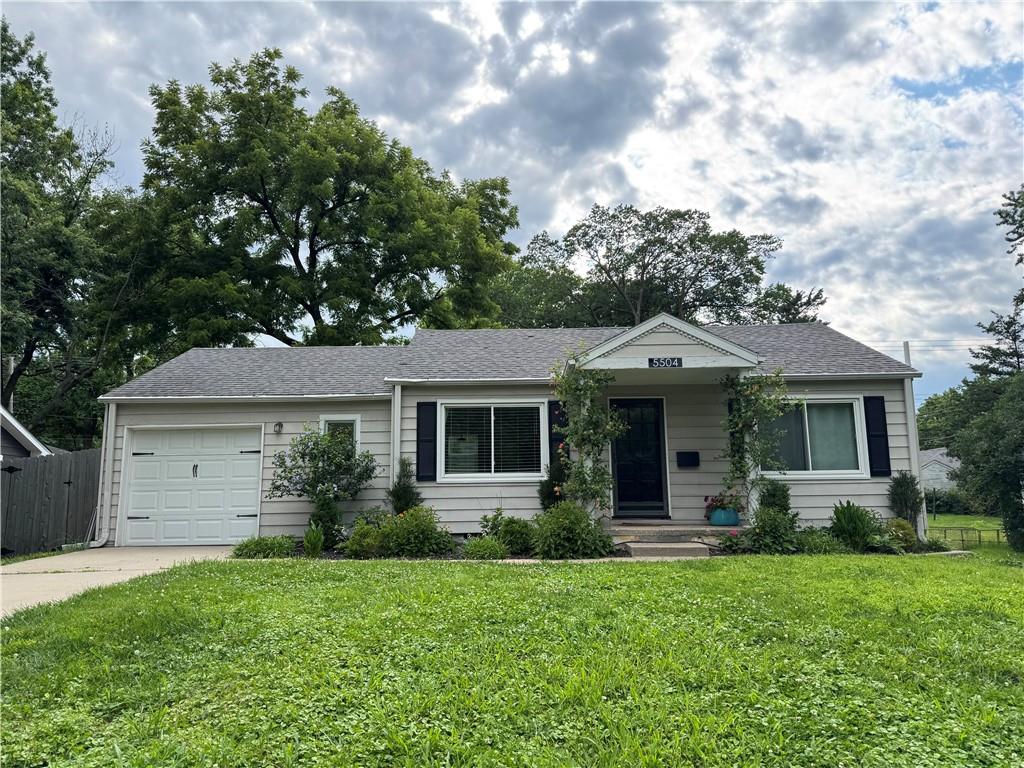 Listing Photo MLS #HMS2627717
