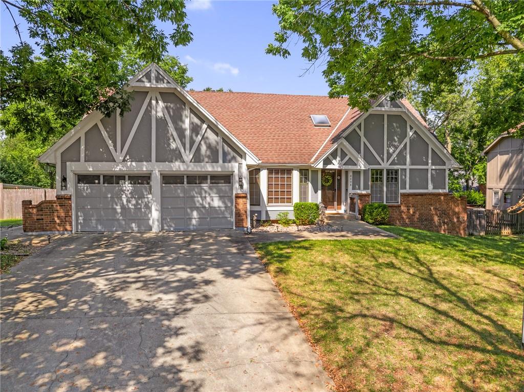 Listing Photo MLS #HMS2627766