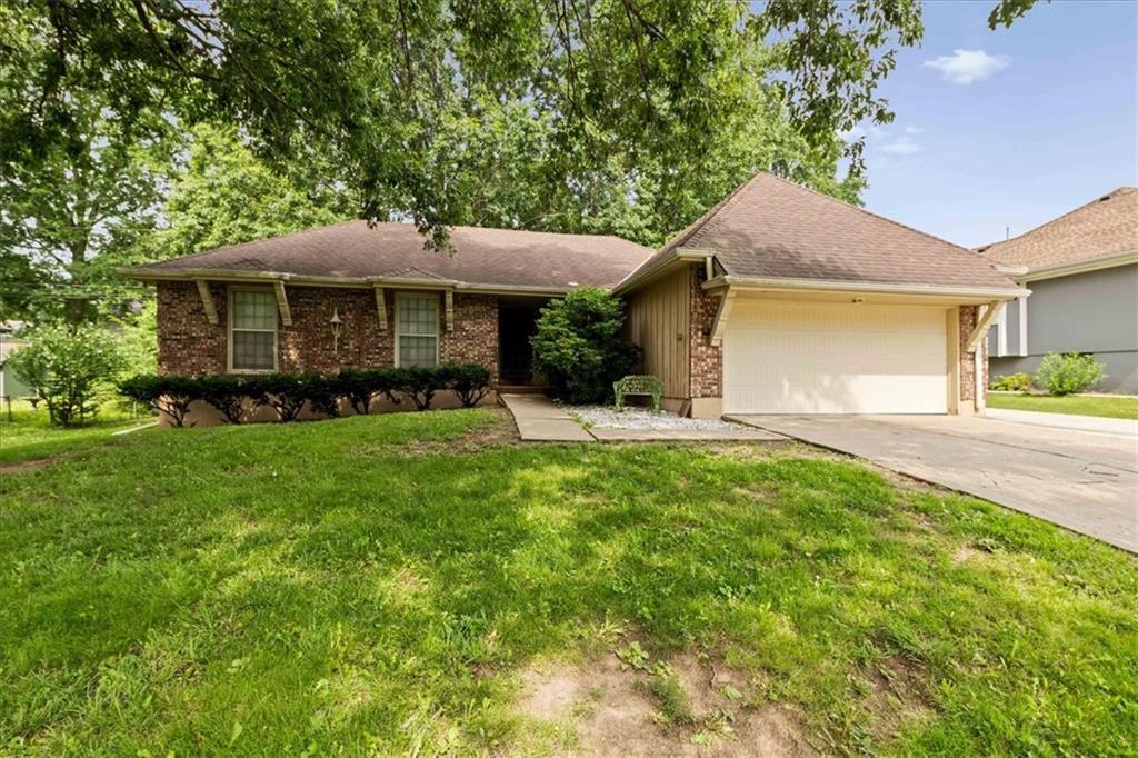 Listing Photo MLS #HMS2627927