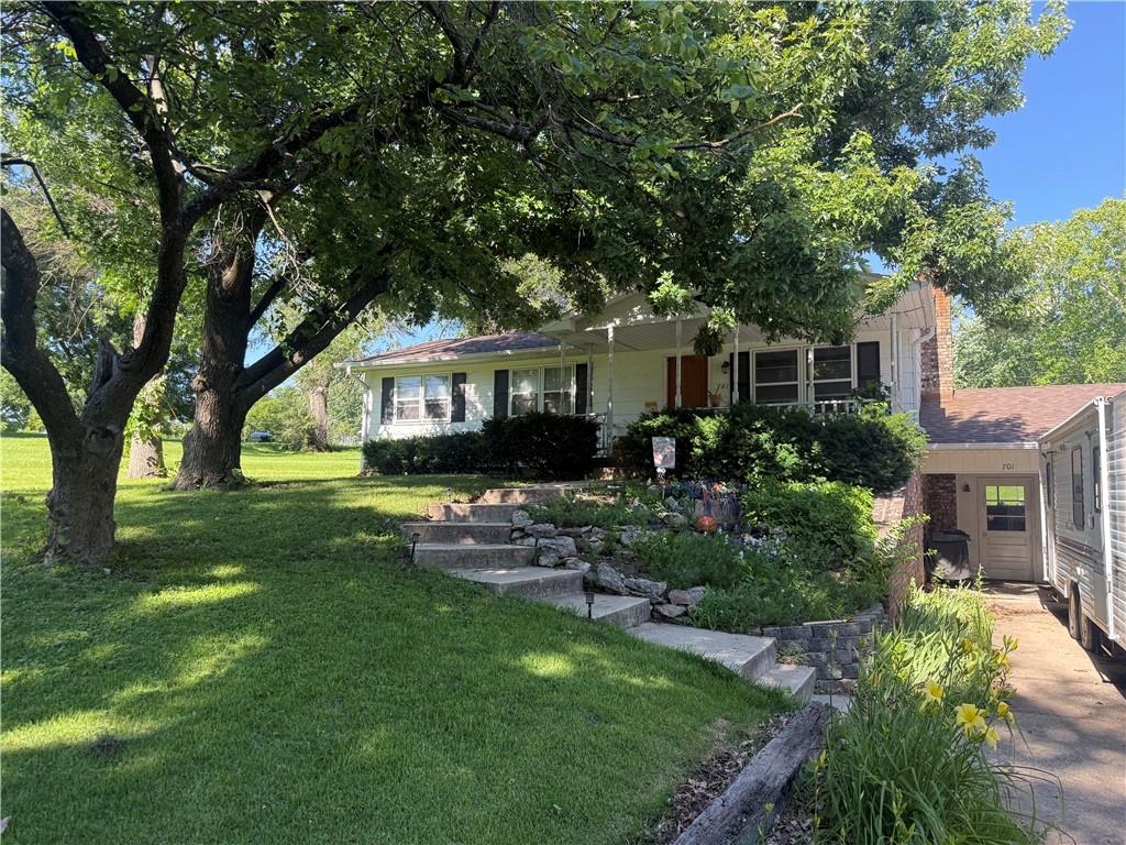 Listing Photo MLS #HMS2628096