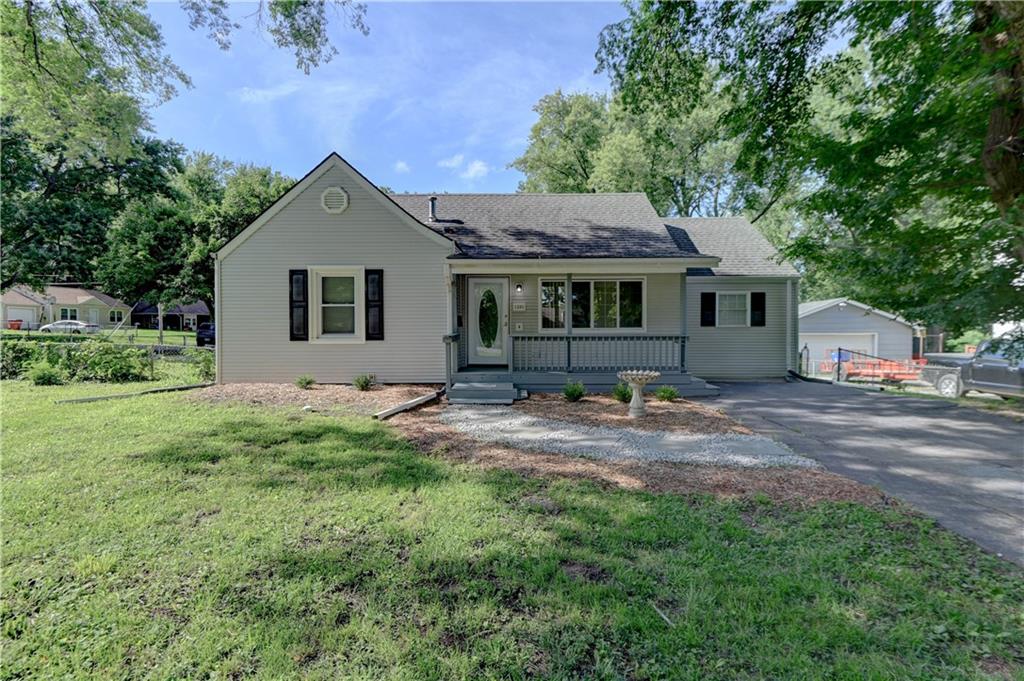 Listing Photo MLS #HMS2628151