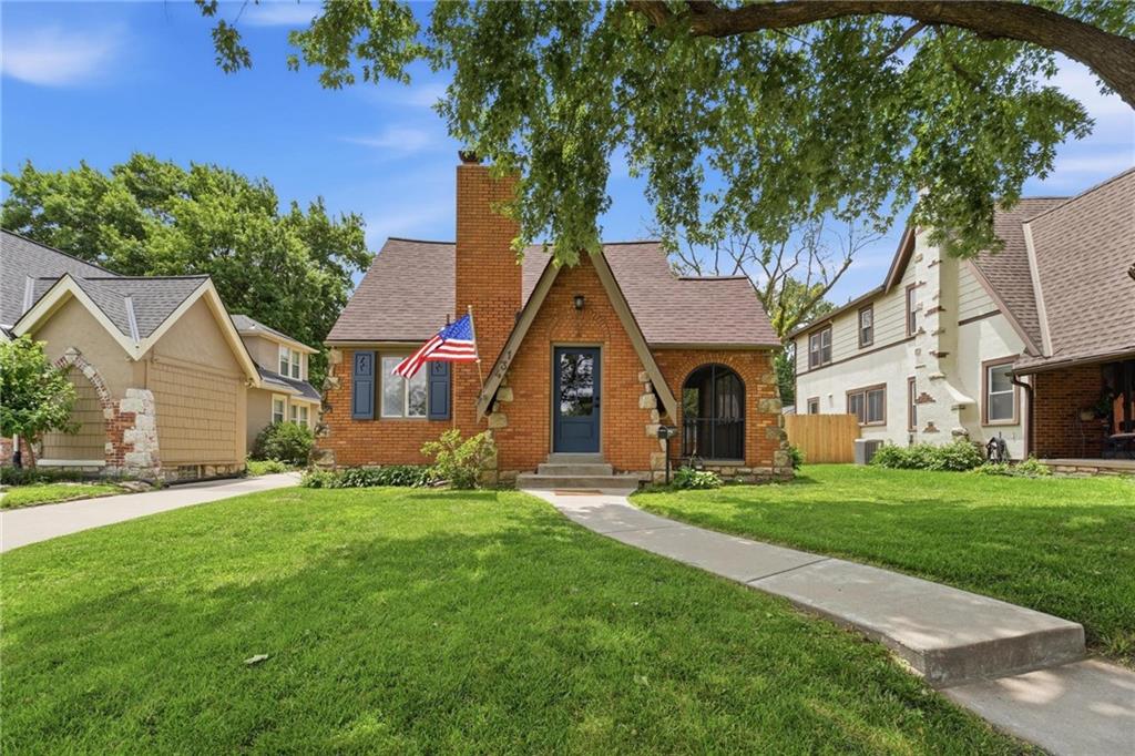 Listing Photo MLS #HMS2628278