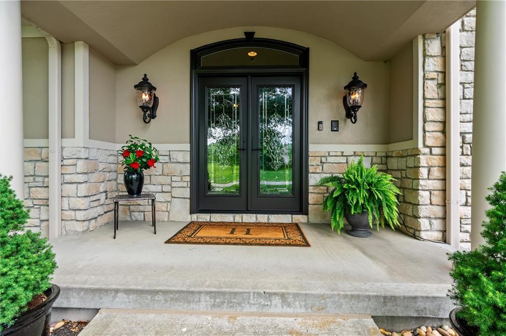 Listing Photo MLS #HMS2628300