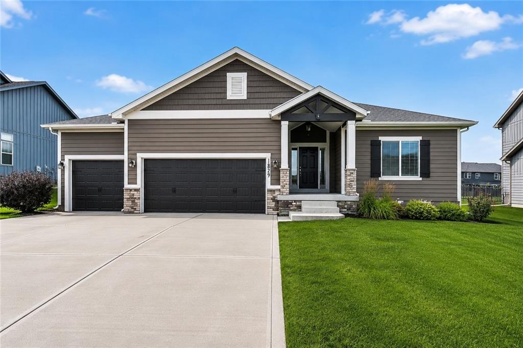 Listing Photo MLS #HMS2628381
