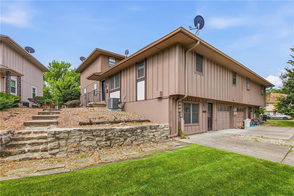 Listing Photo MLS #HMS2628476