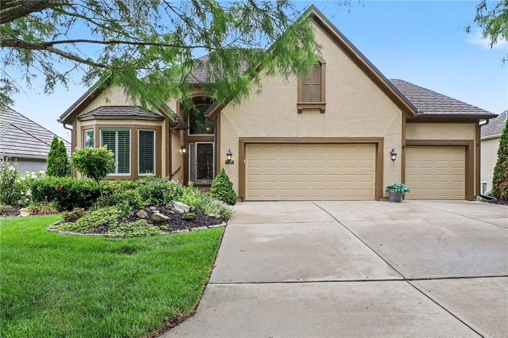 Listing Photo MLS #HMS2628592