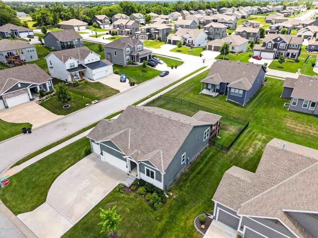 Listing Photo MLS #HMS2628677