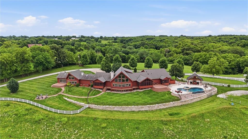 Listing Photo MLS #HMS2628745
