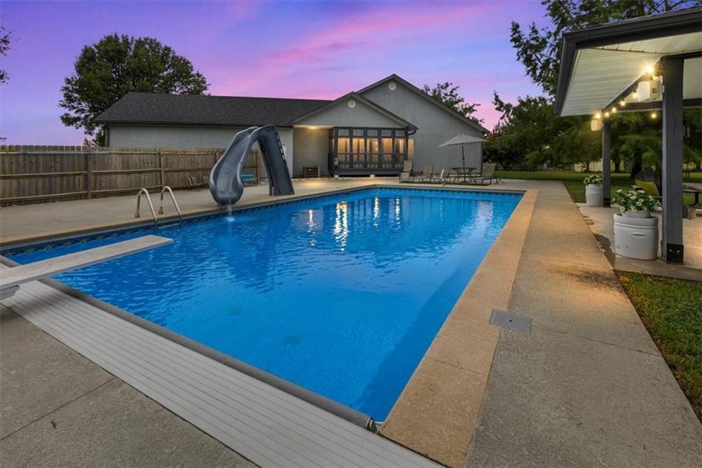 Listing Photo MLS #HMS2628796