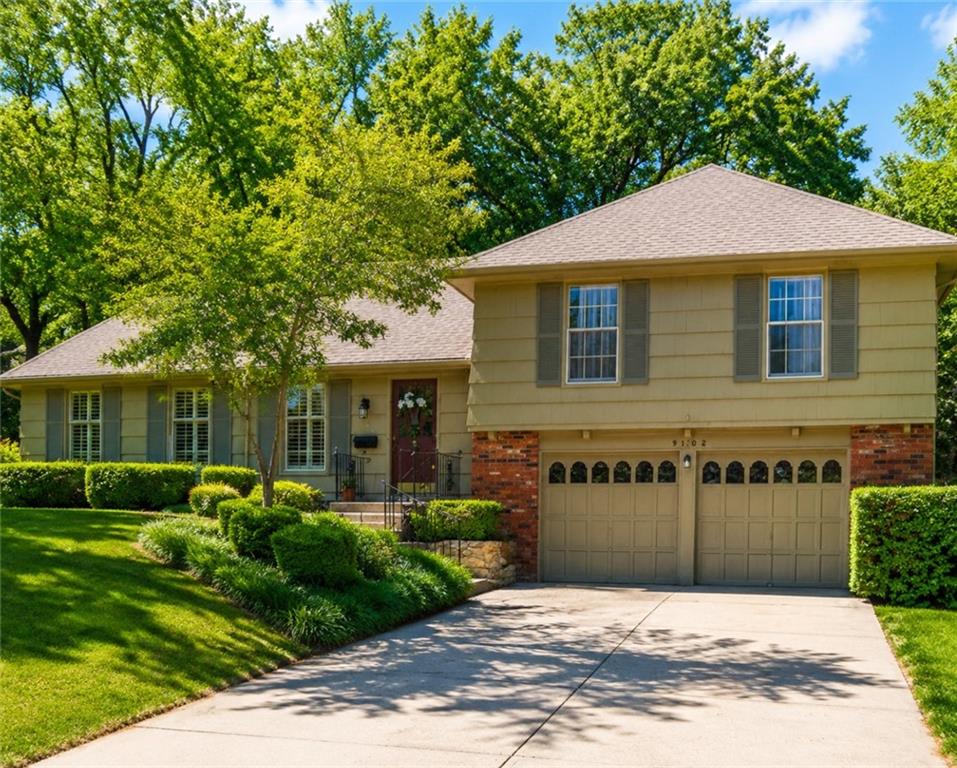 Listing Photo MLS #HMS2628850