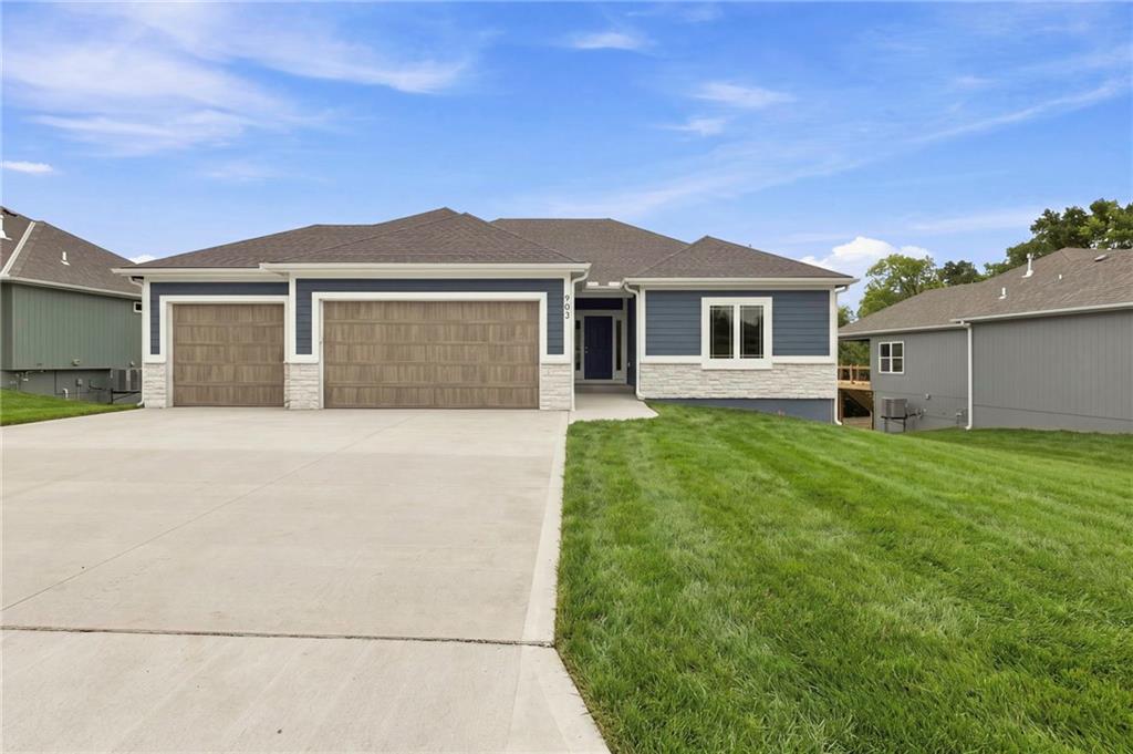 Listing Photo MLS #HMS2629125