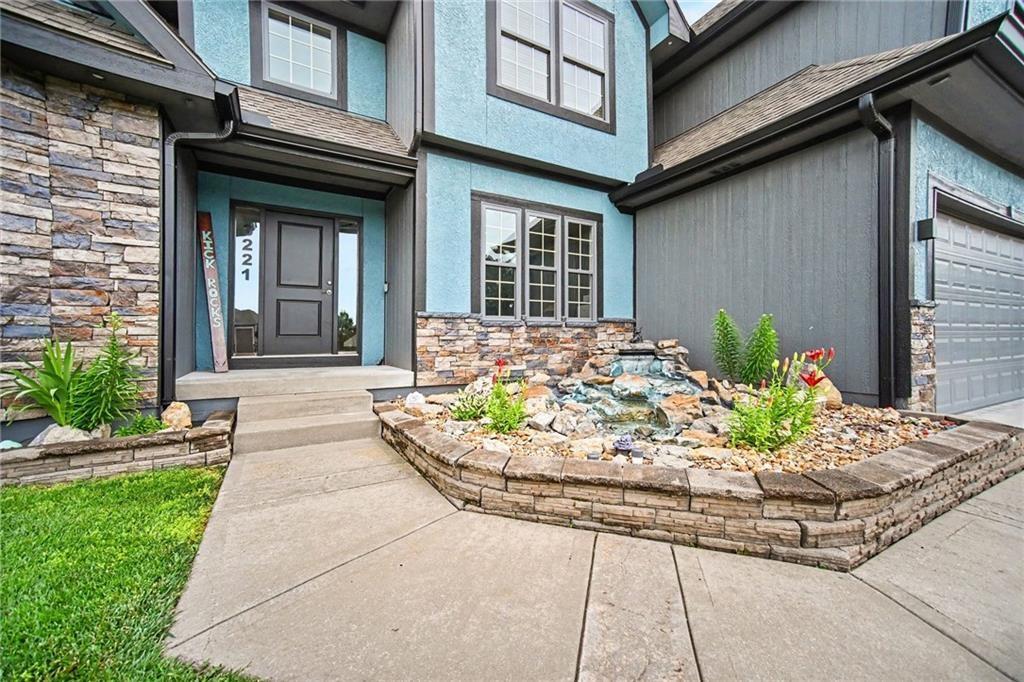 Listing Photo MLS #HMS2629316