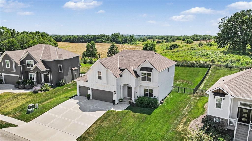 Listing Photo MLS #HMS2629371