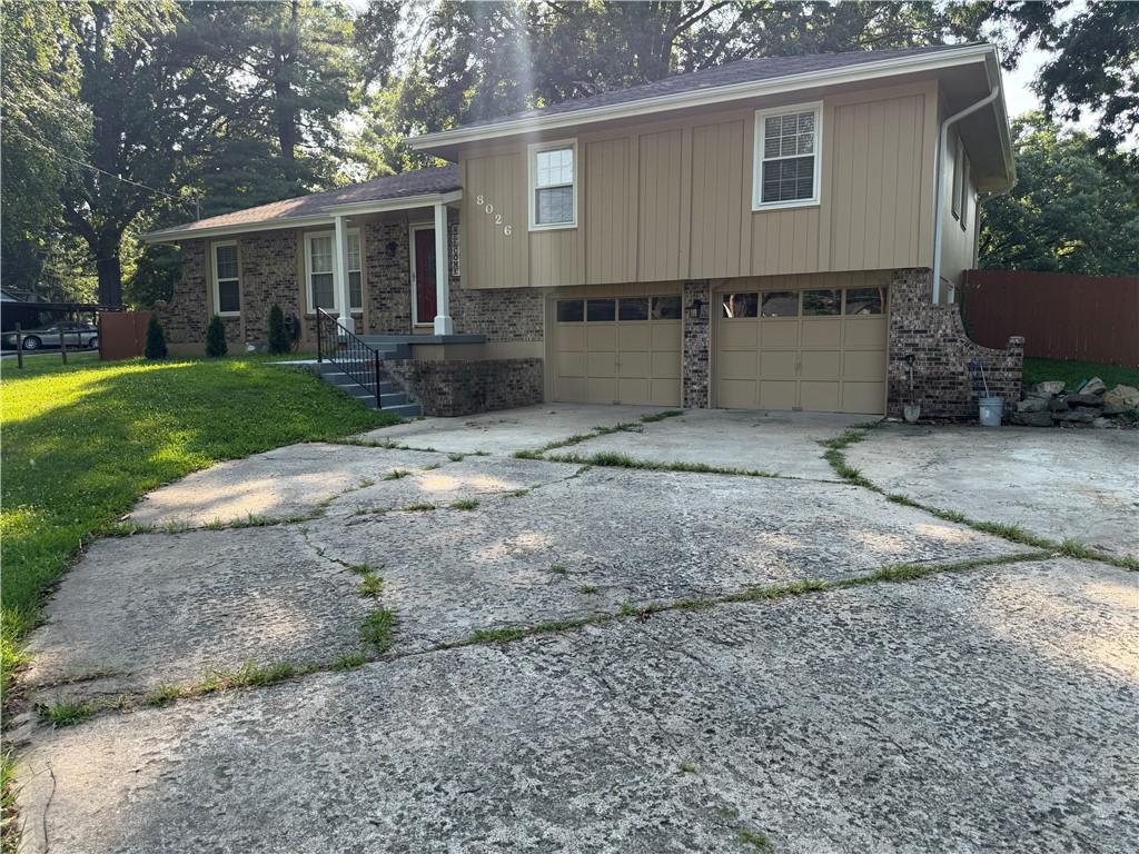 Listing Photo MLS #HMS2629693