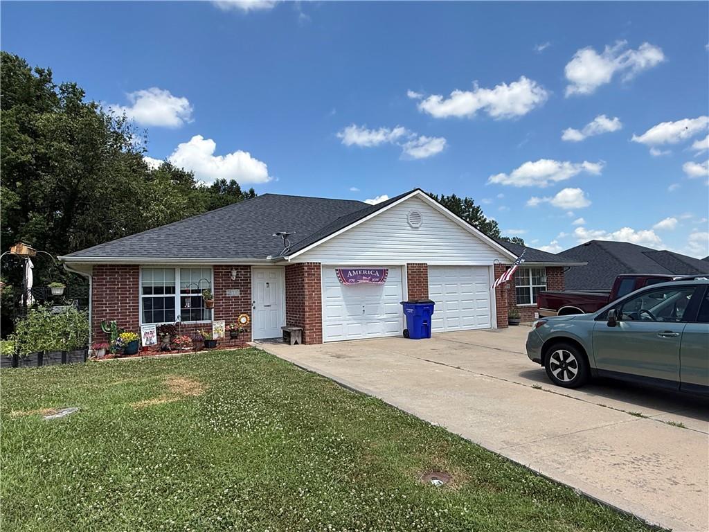 Listing Photo MLS #HMS2629892