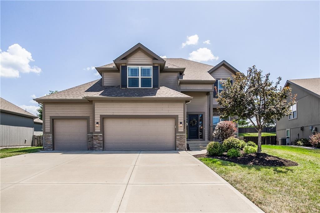 Listing Photo MLS #HMS2630154