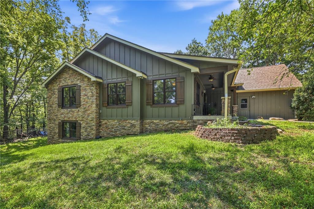 Listing Photo MLS #HMS2630950