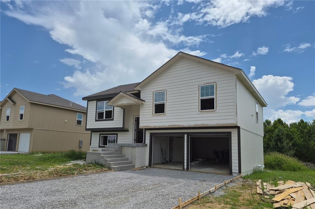 Listing Photo MLS #HMS2631911