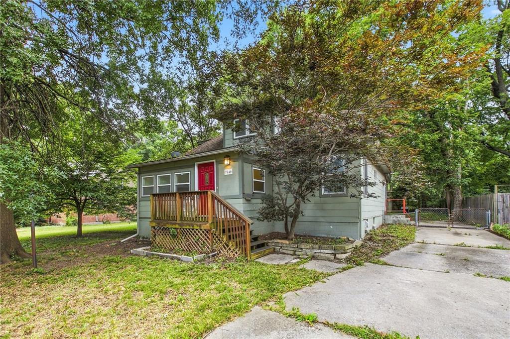 Listing Photo MLS #HMS2631993