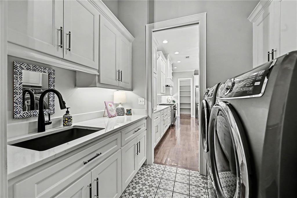 Listing Photo MLS #HMS2632318