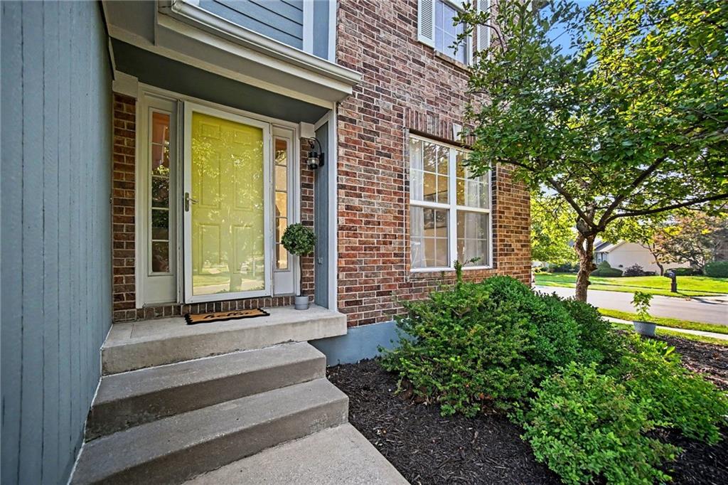 Listing Photo MLS #HMS2632609