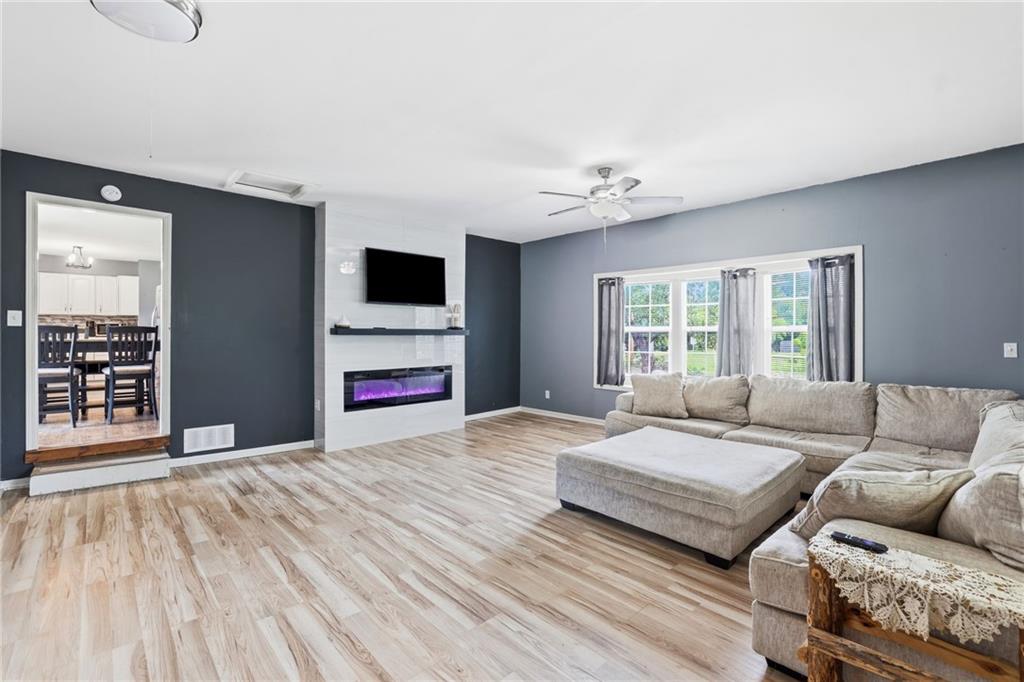 Listing Photo MLS #HMS2632610