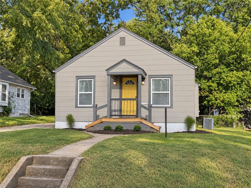 Listing Photo MLS #HMS2632700