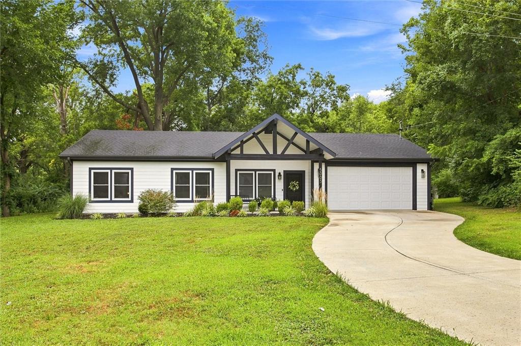 Listing Photo MLS #HMS2632951