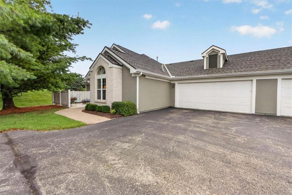 Listing Photo MLS #HMS2632973