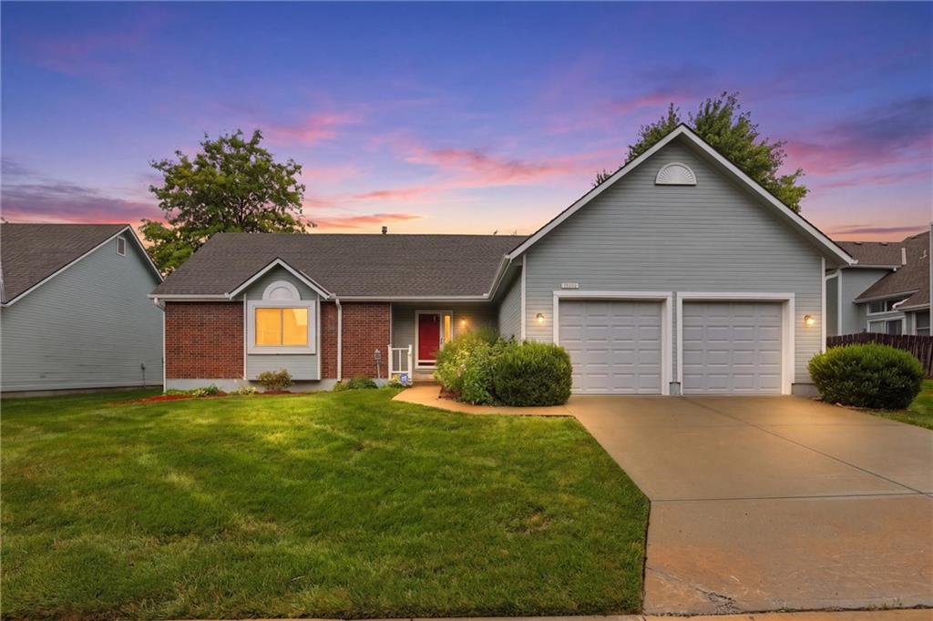 Listing Photo MLS #HMS2633568