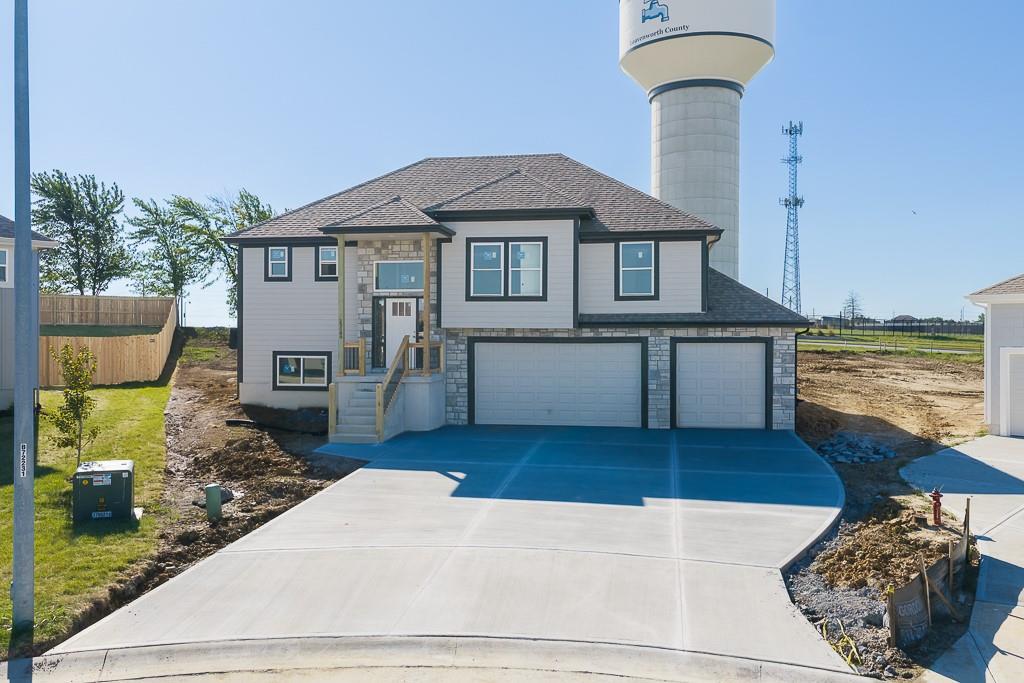 Listing Photo MLS #HMS2633903
