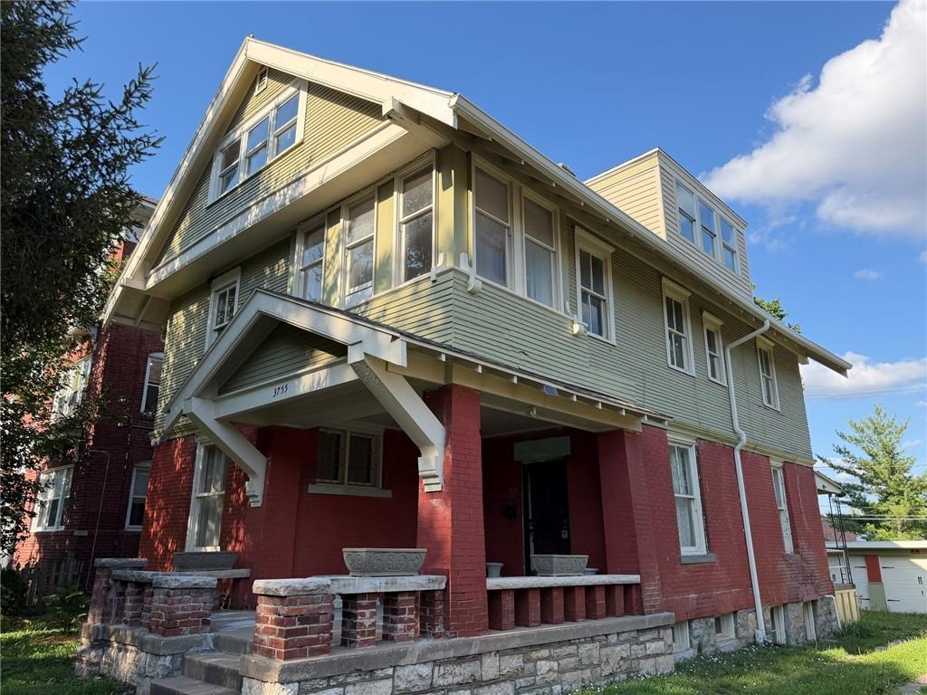 Listing Photo MLS #HMS2633922