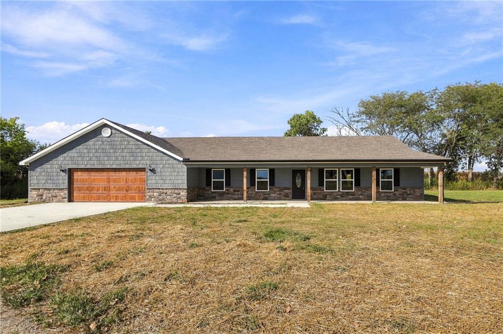 Listing Photo MLS #HMS2634325