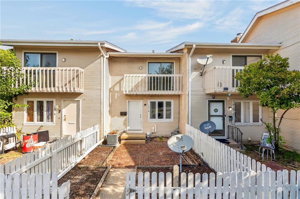 Listing Photo MLS #HMS2635231