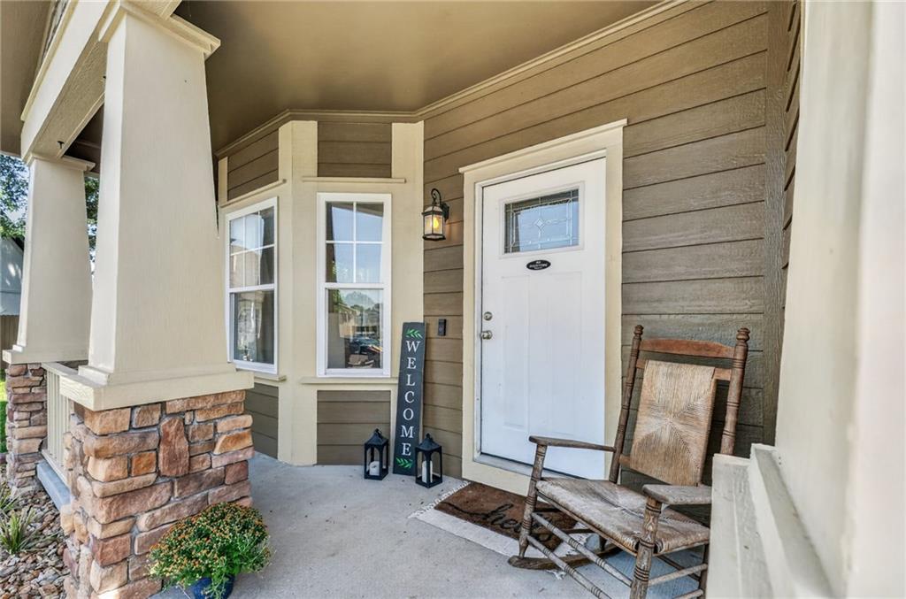 Listing Photo MLS #HMS2635271