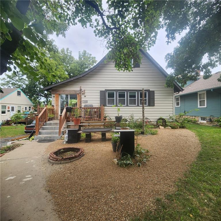 Listing Photo MLS #HMS2636947
