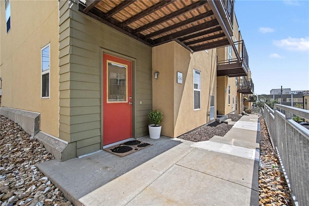 Listing Photo MLS #HMS2637330