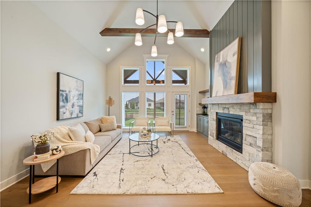 Listing Photo MLS #HMS2637946