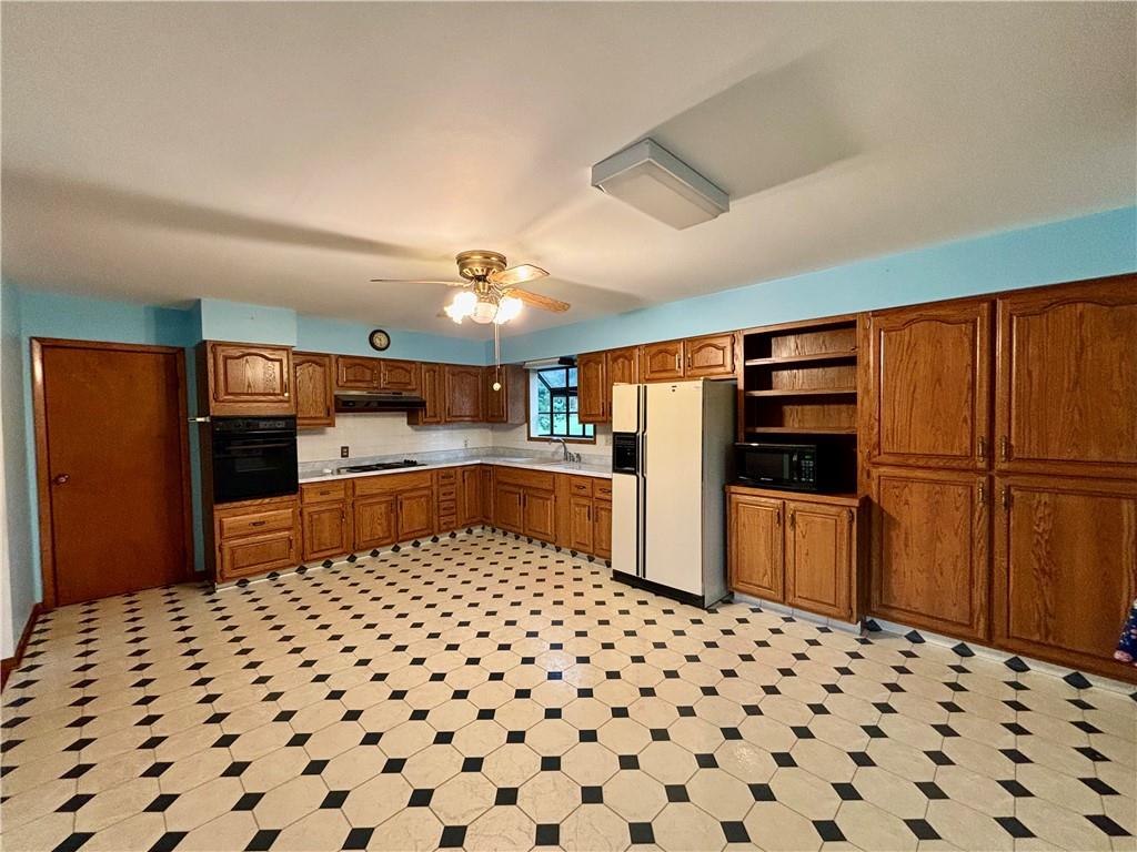 Listing Photo MLS #HMS2638295