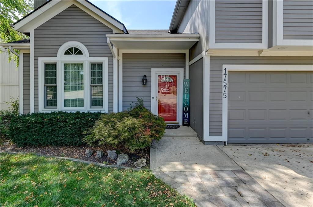 Listing Photo MLS #HMS2639663