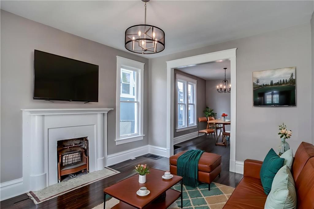 Listing Photo MLS #HMS2639999