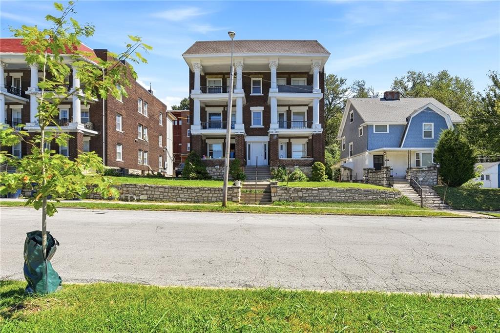 Listing Photo MLS #HMS2640156