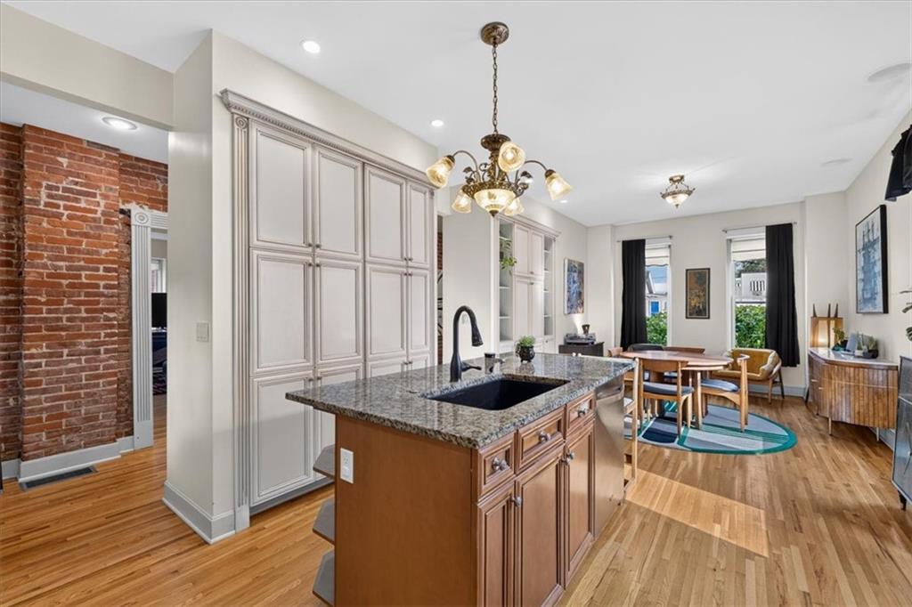 Listing Photo MLS #HMS2640403